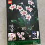 LEGO Orchid 10311 Flowers Image 2
