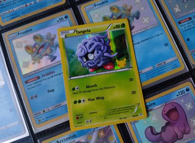 Tangela ! Holo Rare ! from Generations Set ! 20 years Anniversary Stamp ! 2016 ! Pokemon Card !