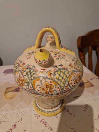 Vintage Spanish hand-painted batijo, "CRUZ"