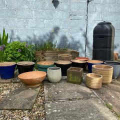Garden pots