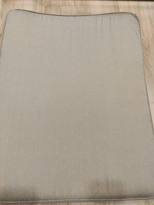 Free changing mat