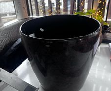 Lechuza Classico indoor planter