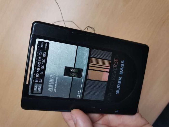 AIWA HS-T210A Walkman Cassette Player