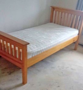 Stunning Good Quality Wooden Single Bed Frame - Can Deliver