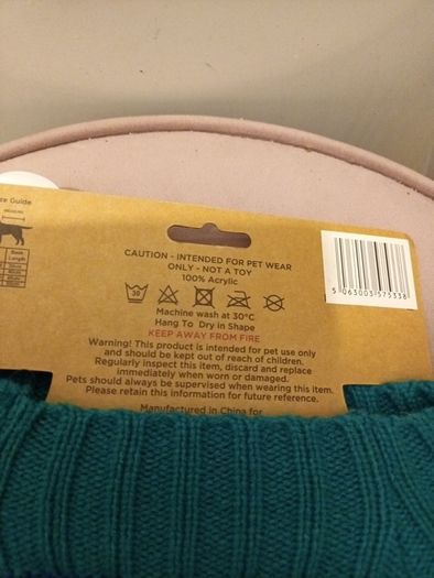 Medium dog jumper