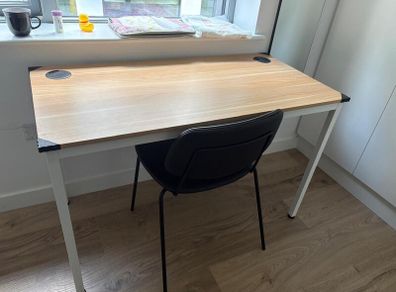 Wooden Desk 120x70