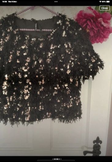 top Bnwot black fluffy embelished top short sleeve size large elli white brand