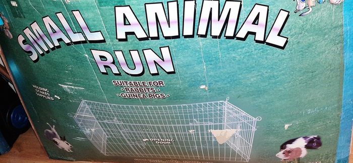 Animal run cage