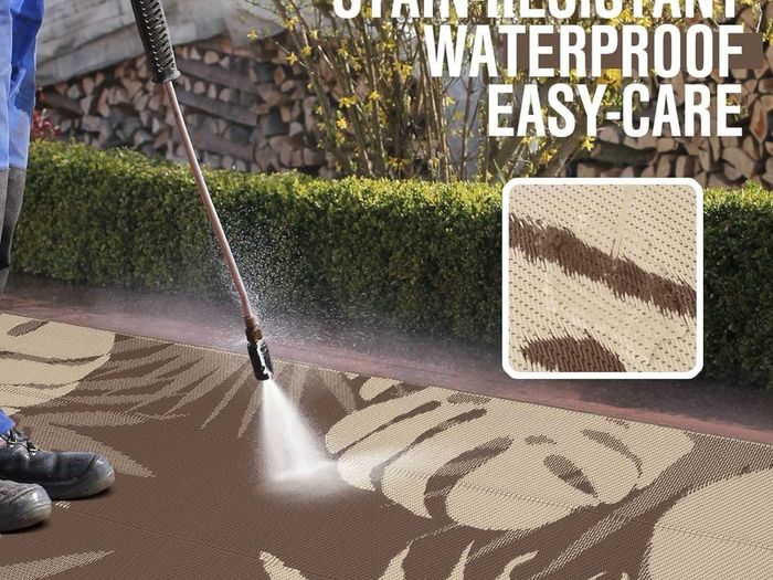 Waterproof Outdoor Rug, 240x300cm, Beige & Brown Anti-slip Reversible Plastic Straw Garden Rugs, Easy Cleaning Carpet for Camping, Patio, Beach, Picnic, Backyard