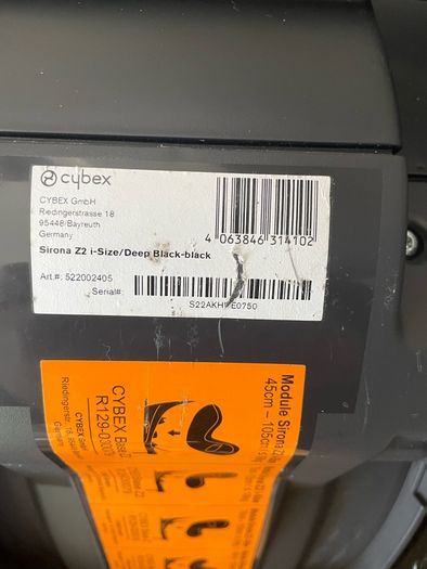 Cybex - 2 no. Car Seats & Base to suit