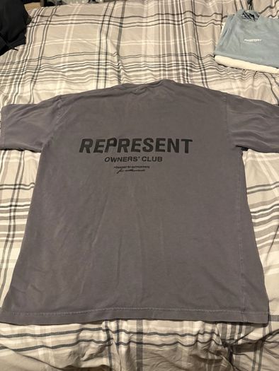 Represent owners club dark grey tee Size S