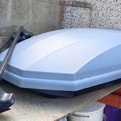 Car roof box 470L and roof bars (rental)