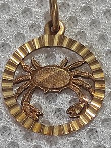 Vintage Zodiac sign Cancer pendant gold