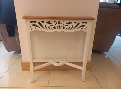 consol table
