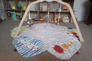 Lovevery play mat / play gym