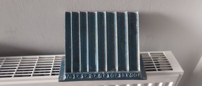 Vintage style cast iron coins sorter open to Reasonable offer
