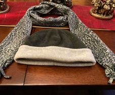 Dents Cosy Scarf  And Hat Set In Dark Snd Light Grey