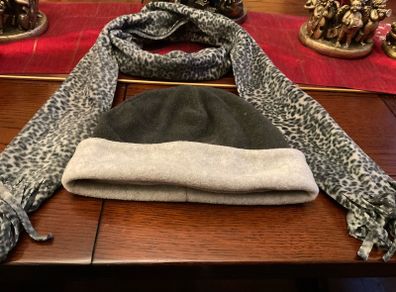 Dents Cosy Scarf  And Hat Set In Dark Snd Light Grey