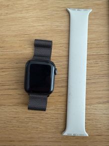 Apple Watch series 6 40mm space grey