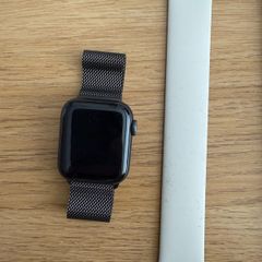 Apple Watch series 6 40mm space grey