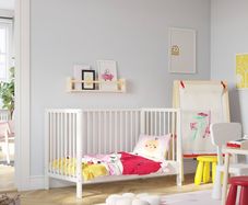Cot bed