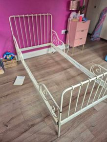 FREE Ikea extendable single bed