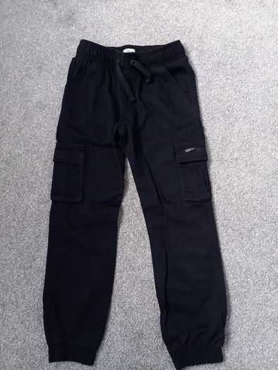 boys trousers.age 8/9