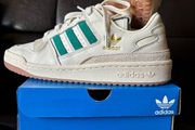 Adidas Retro Style