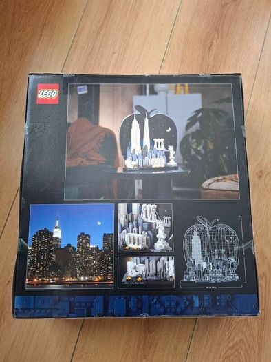 LEGO Architecture 21066 New York City: The Big Apple