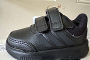 New Adidas Tensaur Infants Trainers EU19 UK3k