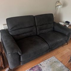 Recliner Sofa - Excellent condition