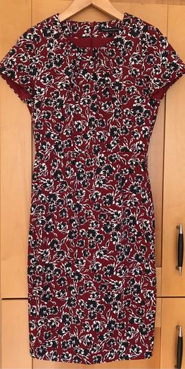 Size 8 Dark Red/ Navy/Cream Dress by French Connection