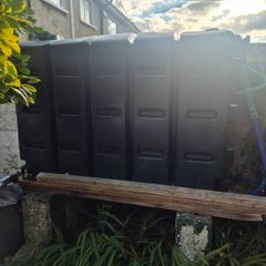 Oil tank