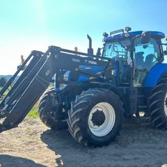 2011 New Holland T7040