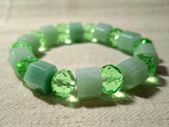 CLEARANCE Stunning green aventurine & crystal bracelet on elastic