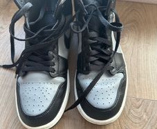 Nike Air Jordan 1
