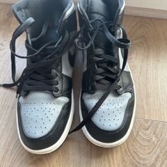 Nike Air Jordan 1