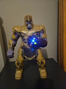 Large Thanos Figure