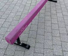 Gymnastics balance beam (adjustable)