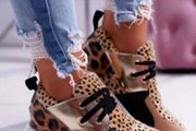 New Leopard Runners sizes 3-8