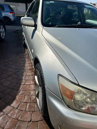 02 toyota altezza