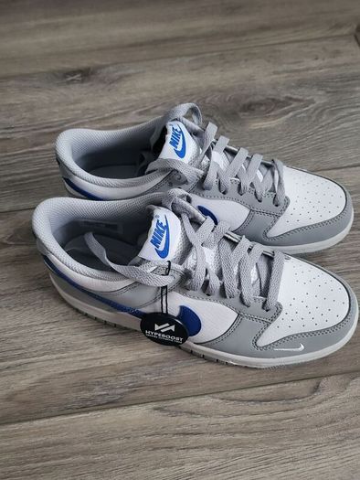 Nike Dunks  UK 5