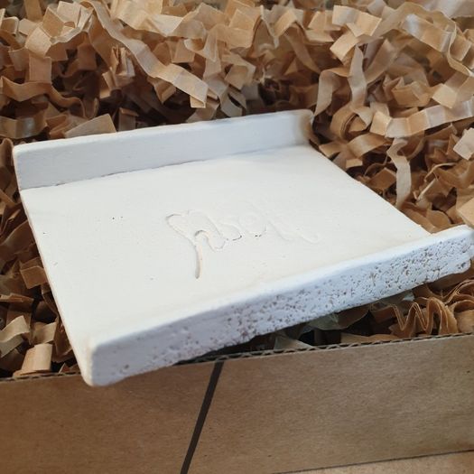 Ceramic shelter brick 8.5x7x1.5cm