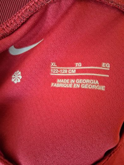Liverpool Jersey. Official Nike Liverpool Home Jersey Boys Girls Age 7 To 8 Years. Collect In Dublin Or Receive Via Post.