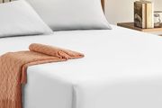 Egyptian Cotton 300TC Hotel Quality 30 cm Fitted Bedsheets White