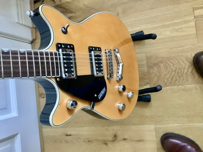Lefthanded Gretsch Electromatic G5232