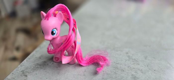 Pinkie Pie with ribbon in hair 3inch Brushable MLP G4 My Little Pony 2010