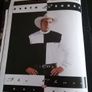 Sinead O'Connor/Garth Brooks: Vox Magazine November 1992 Image 2