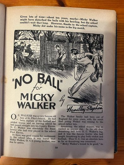 Vintage annual:'The Hotspur Book for Boys' 1943