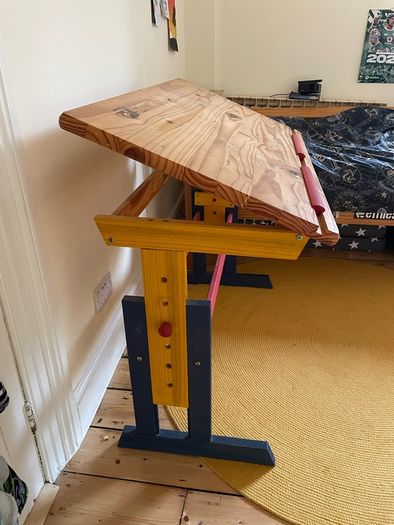 Child's desk